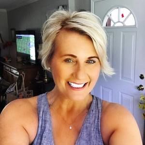 Meet your Posher, Lynn